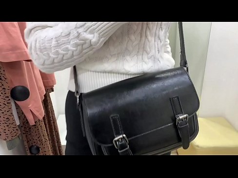 ❤️ Masturbation publique de la jeune salope FeralBerry avec un gode dans la cabine d'essayage ️❌ Porno fb at fr.3dhentaix.ru